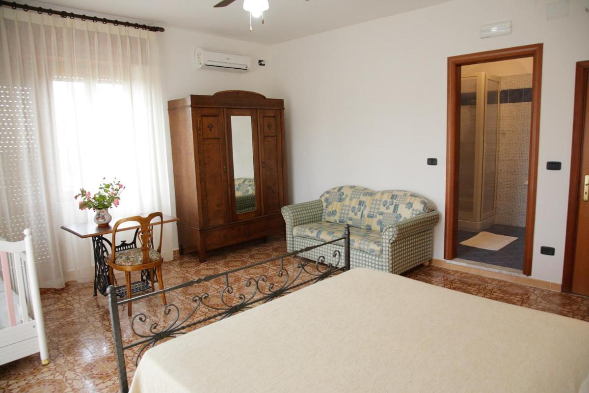 B&B La Porta Del Cilento Capaccio Exterior foto